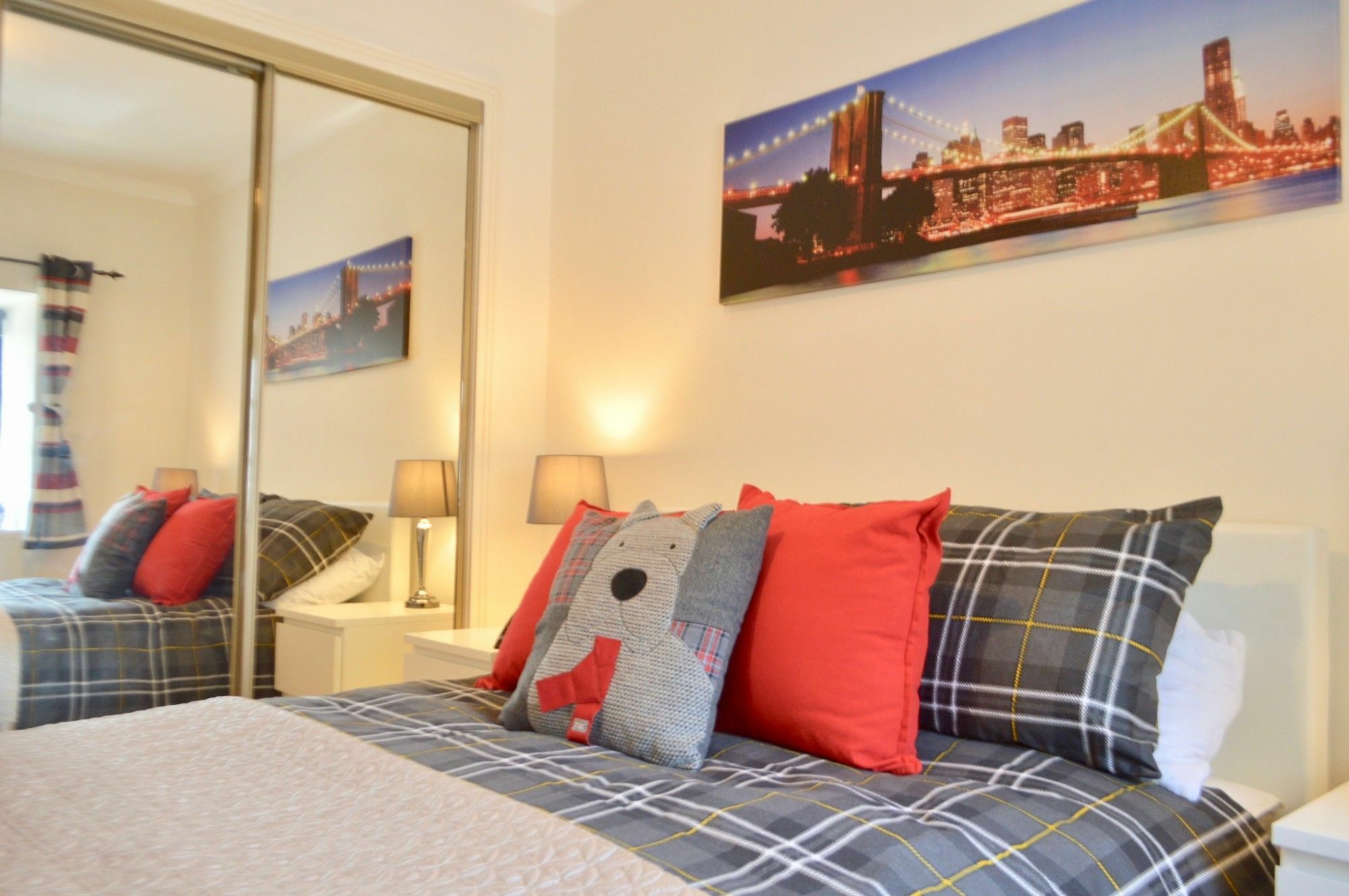 אדינבורו Gorgeous 2 Bedroom Apartment In Converted Church מראה חיצוני תמונה